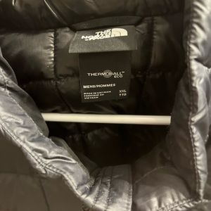 Men’s north face Thermball Eco puffer jacket